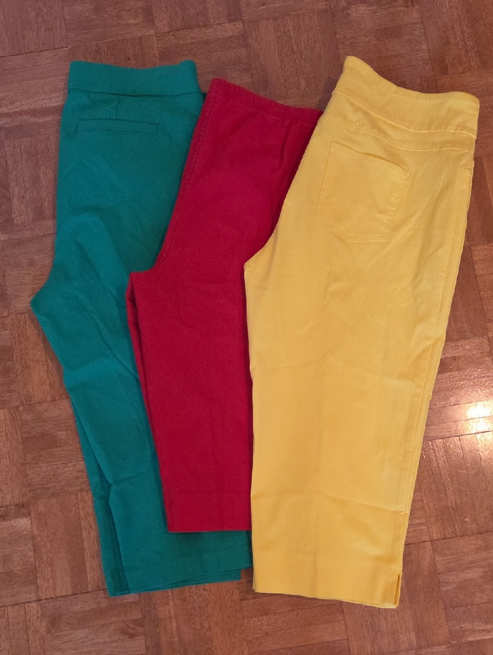 Women's Bright Cotton-Blend Pull-On Capri Pants (3)— Green, Red, Yellow - SZ 18W